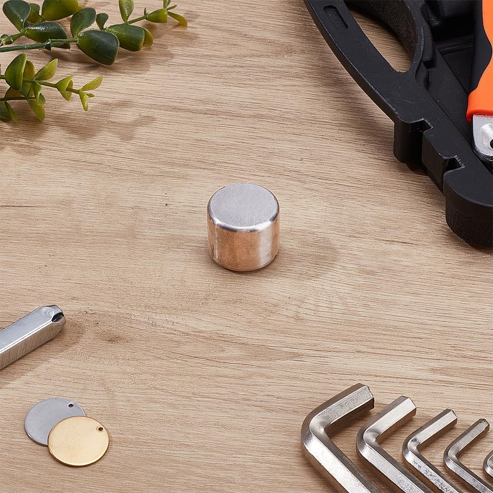 UNICRAFTALE Column Steel Bench Block Steel Anvil Workbenches Flat Jewelers Tool Metal Bench Blocks Jewelry Stamping Block for Jewelry Making Repairing Stamping DIY Tools 1.14"x1.14"x0.98"