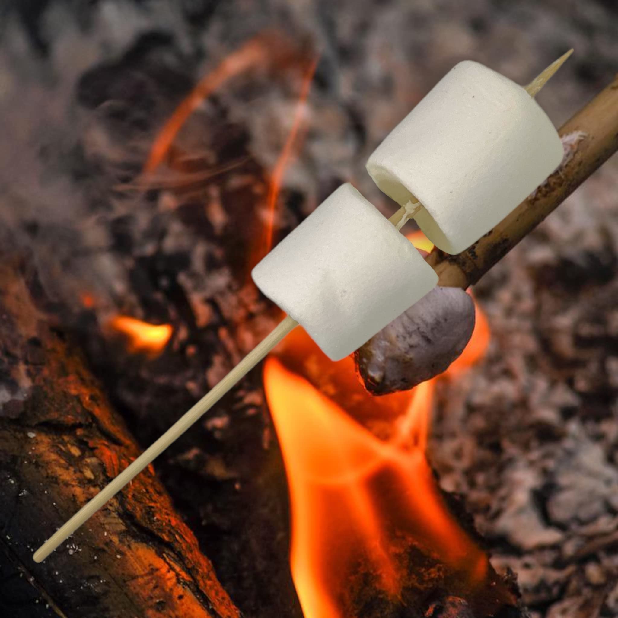 BBQ Marshmallows – Barbecue uczta na słodycze – puszyste, beztłuszczowe i bezglutenowe – cukierek piankowy do przeżyć przy ognisku, worek 300 g z 6 drewnianymi patyczkami – czekoladowe fondue lub