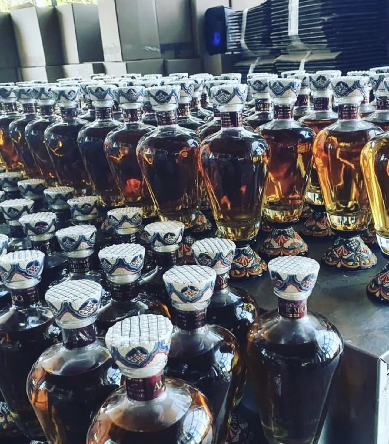 Amor Mío Tequila Reposado 100% Agave Azul 40% Vol. 0,7l in Giftbox