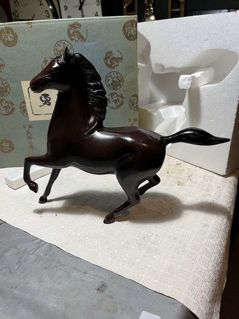 馬　置物　勇馬　箱あり Amazon.co.jp: 鉄製馬馬の置物勇馬美術工房勇馬箱入り : ホーム