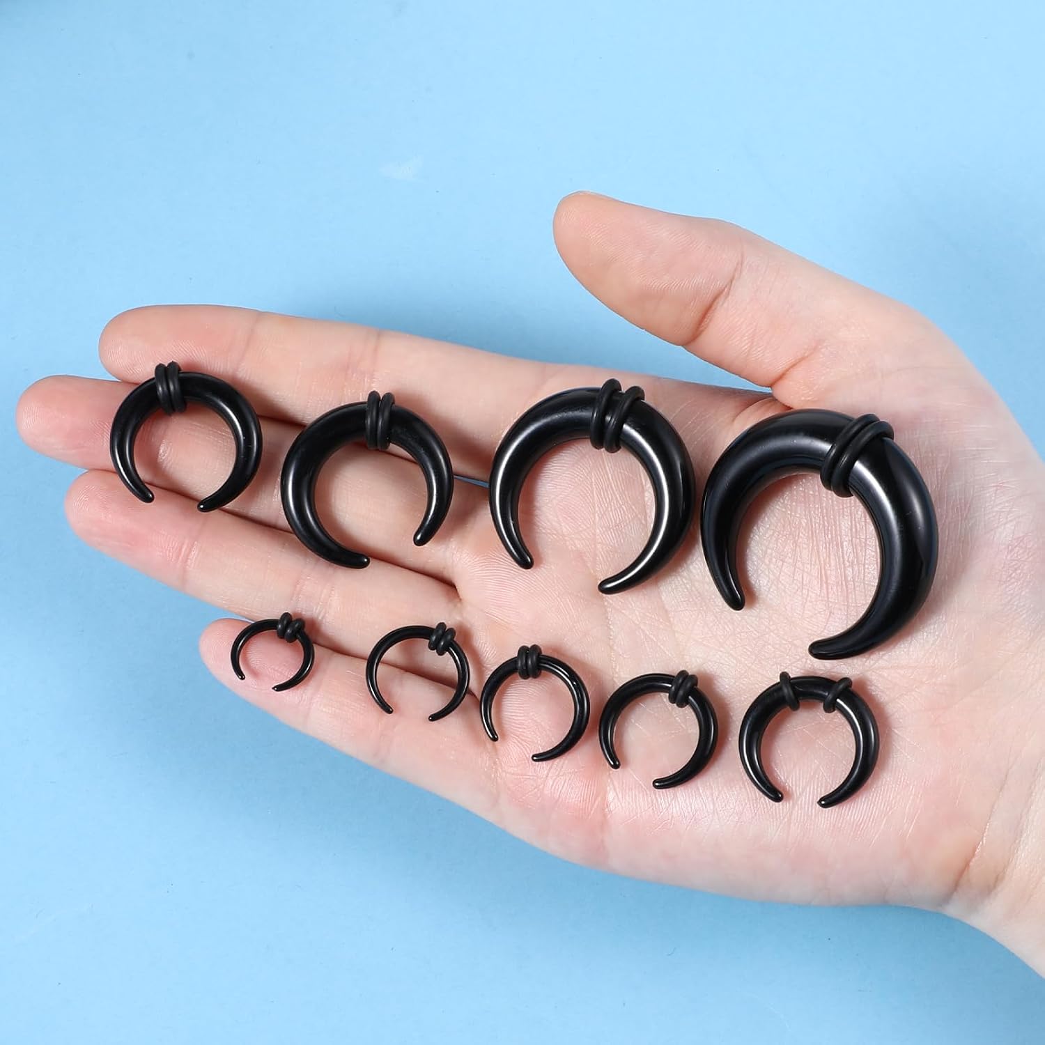 18 PCS Acrylic Septum Stretching Kit, Black and White C Shape Septum Pincher Tapers Stretching Expander Rings for Nose Ear for Women Men Gauges Size 14G 12G 10G 8G 6G 4G 2G 0G 00G