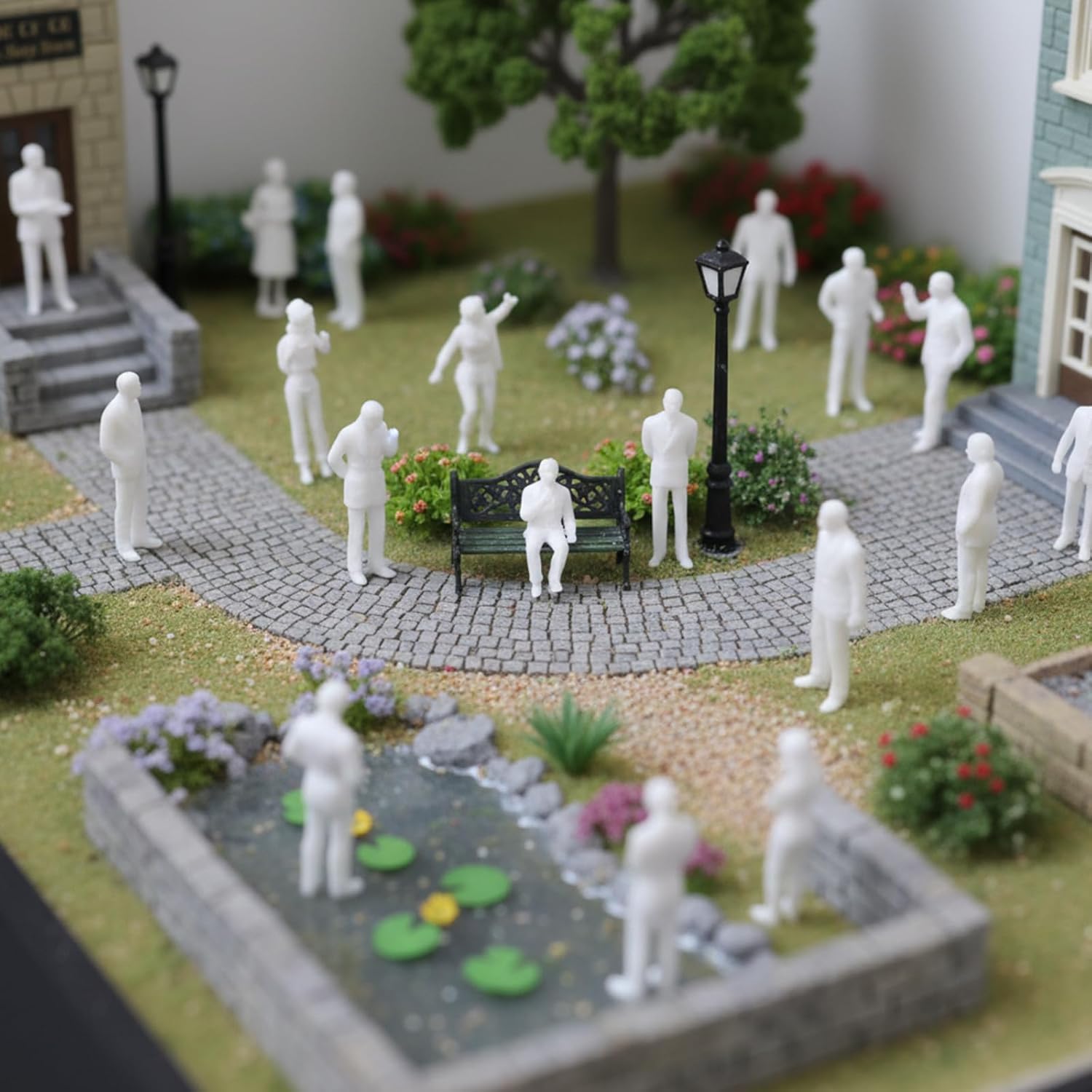 NHCDFA 100PCS Miniature Human Figures, 1:100 Scale White Model People, for Model Railroad Layouts and Architectural Dioramas, Unpainted Miniature People for Creative Hobby Projects and Scale Modeling 3