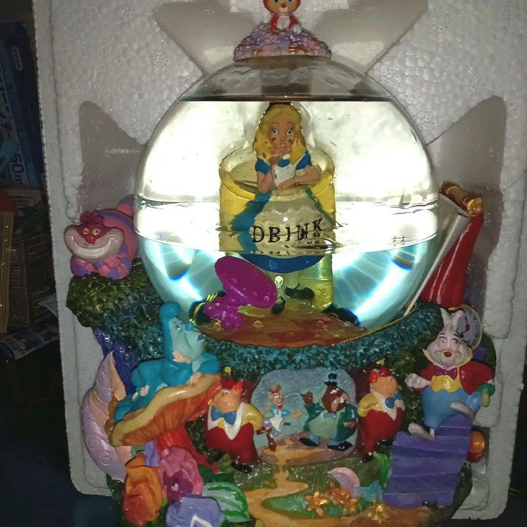 【激レア】　ディズニー　不思議の国のアリス　スノードーム【箱付き】 不思議の国のアリス スノードーム 激レアディズニー不思議の国のアリス