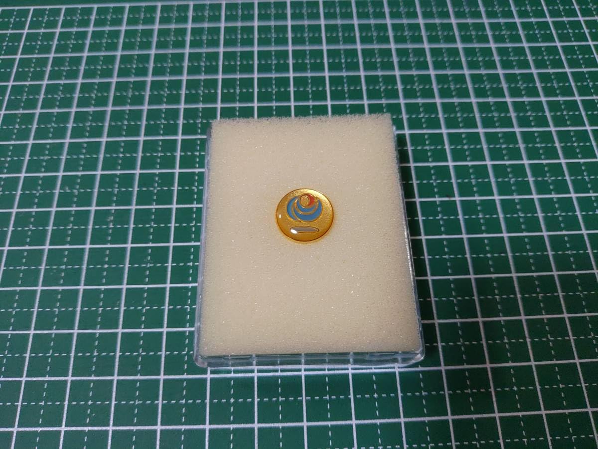 【貴重】国土交通省 シンボルマーク ピンバッジ Amazon | 国土交通省 ロゴマーク ピンバッジ 金色 丸型 | バッジ
