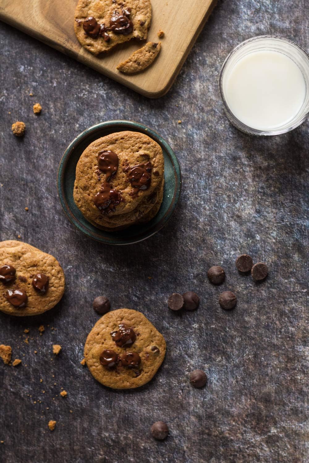 Best Cyber Monday 🔥 Bessie Bakes Cookie Sheet Replicated Photography Backdrop Board for Food & Product Photography 2 ft Wide x 3 ft Long 3 mm Thick Moisture Resistant Stain Resistant Lightweight