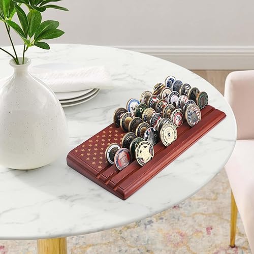 Miniatura 7 de LIUYALO Exhibición de monedas de desafío de 6 filas con bandera de Estados Unidos, soporte para monedas de desafío hecho de 100% madera maciza