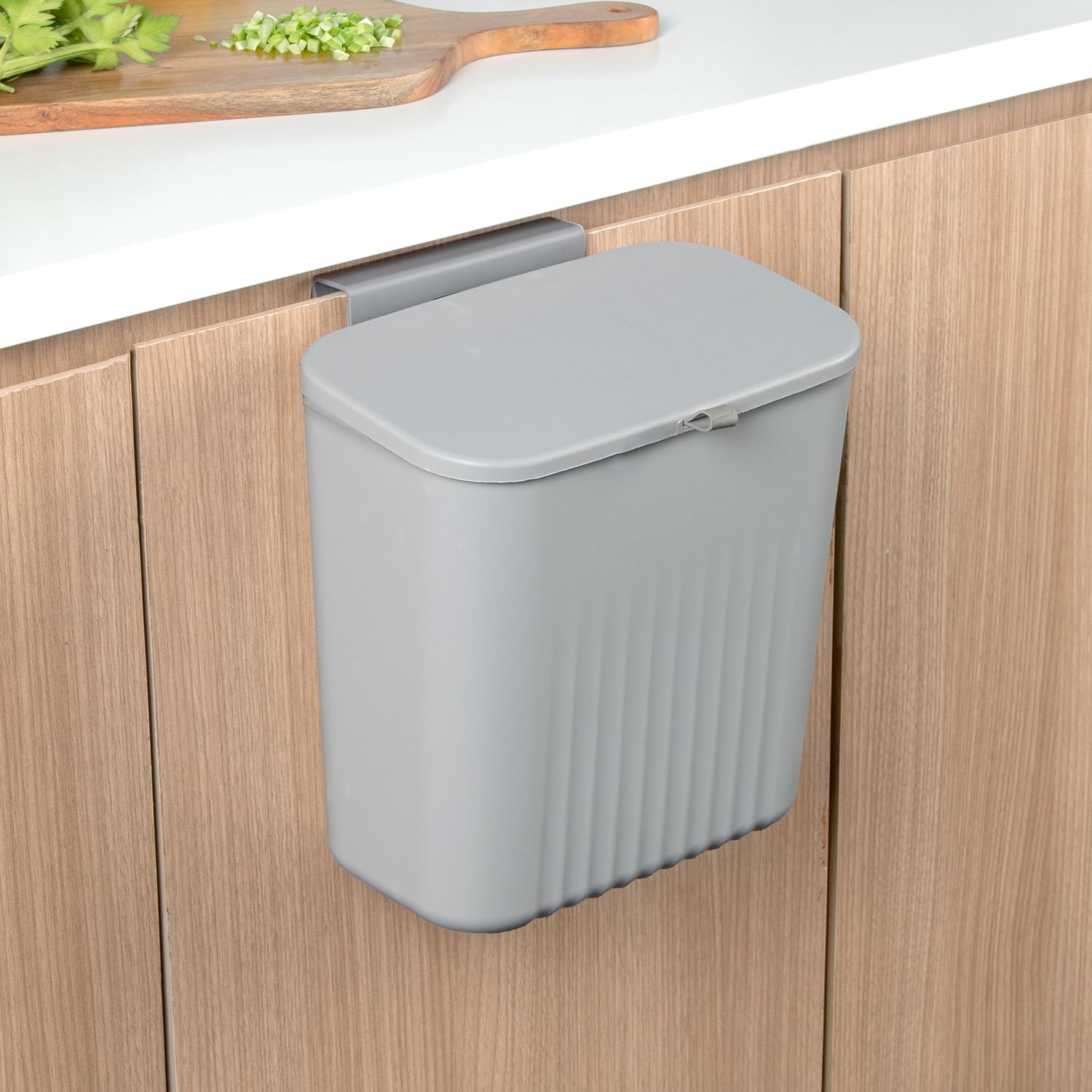 Amazon Basics 9 Litre Kitchen Dustbin with Lid, Hanging Plastic Trash Can for Cabinet Door, Wall Mounted Garbage Bin, Double-Sided Open Design – Grey