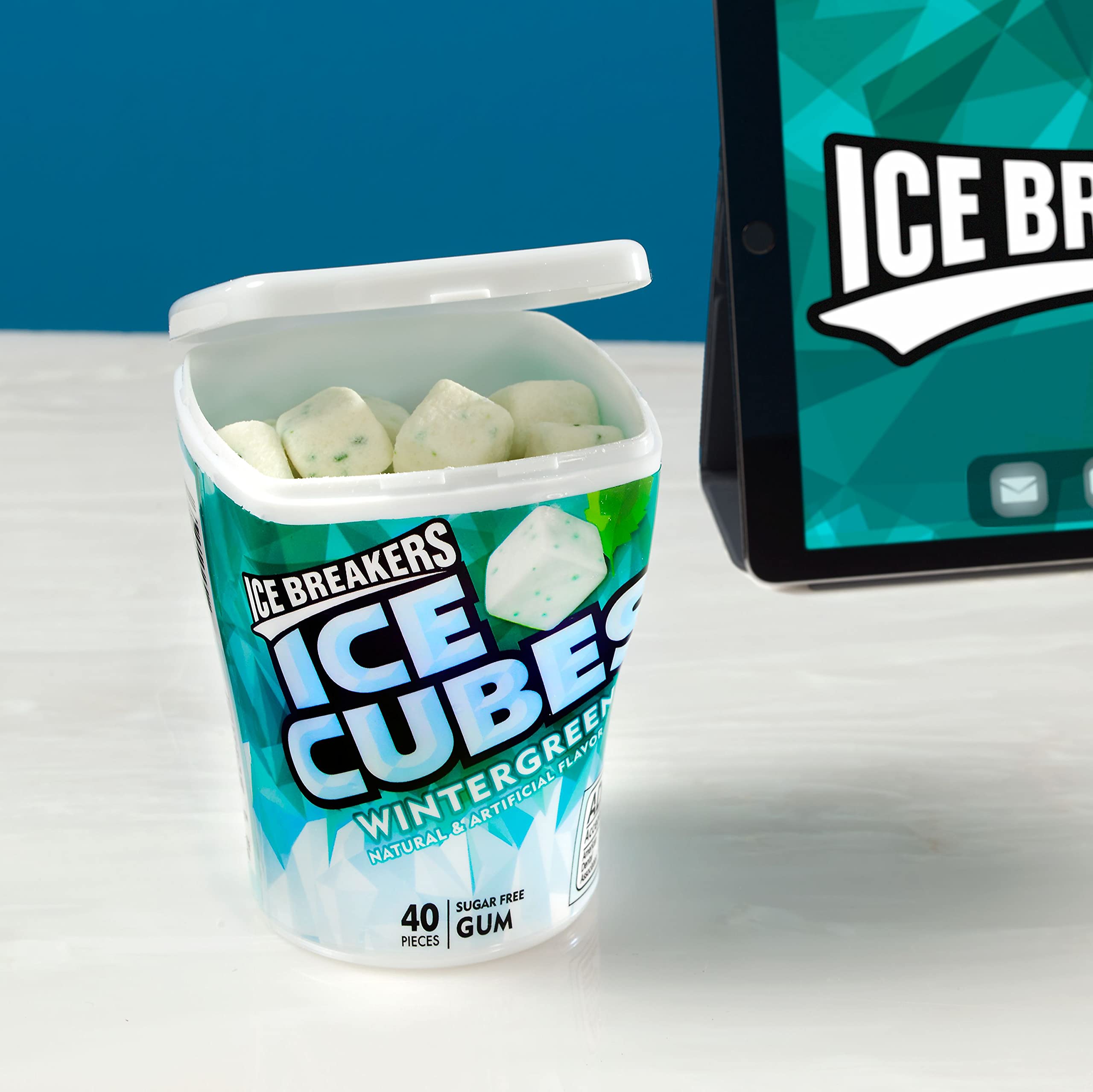 ICE BREAKERS, ICE CUBES, Wintergreen, Sugar Free Chewing Gum, Christmas