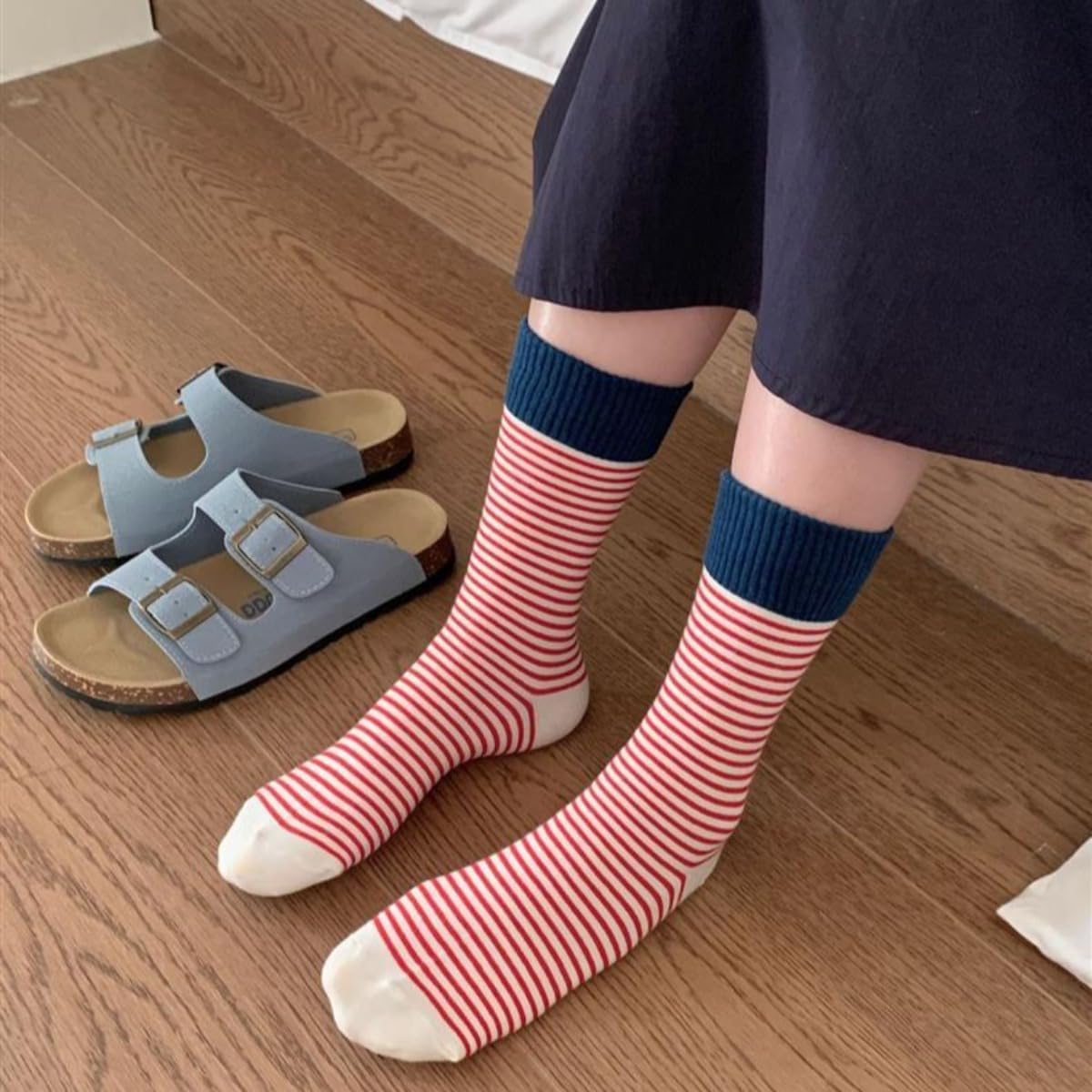 4 Pairs Athletics Crew Socks for Women Classic Vintage Stripe Pattern Cute Ankle Cotton Soft Socks - Image 2