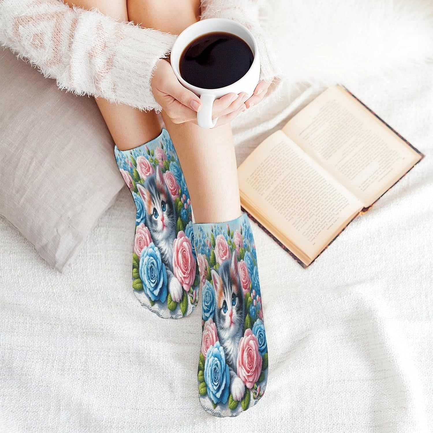 Cats in The Flower Garden 5Pairs Low Cut Ankle Socks for Women No Show Casual Breathable Athletic Socks for Sport