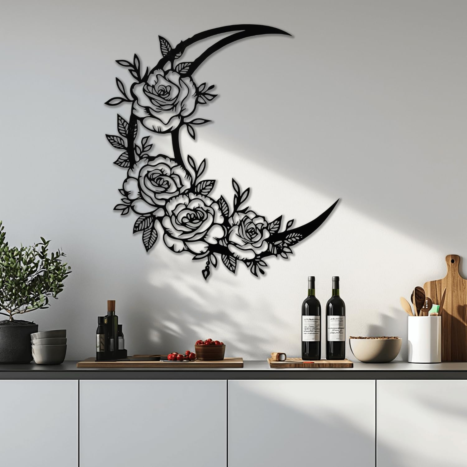 Décoration murale en métal pour habiller un grand mur de salon