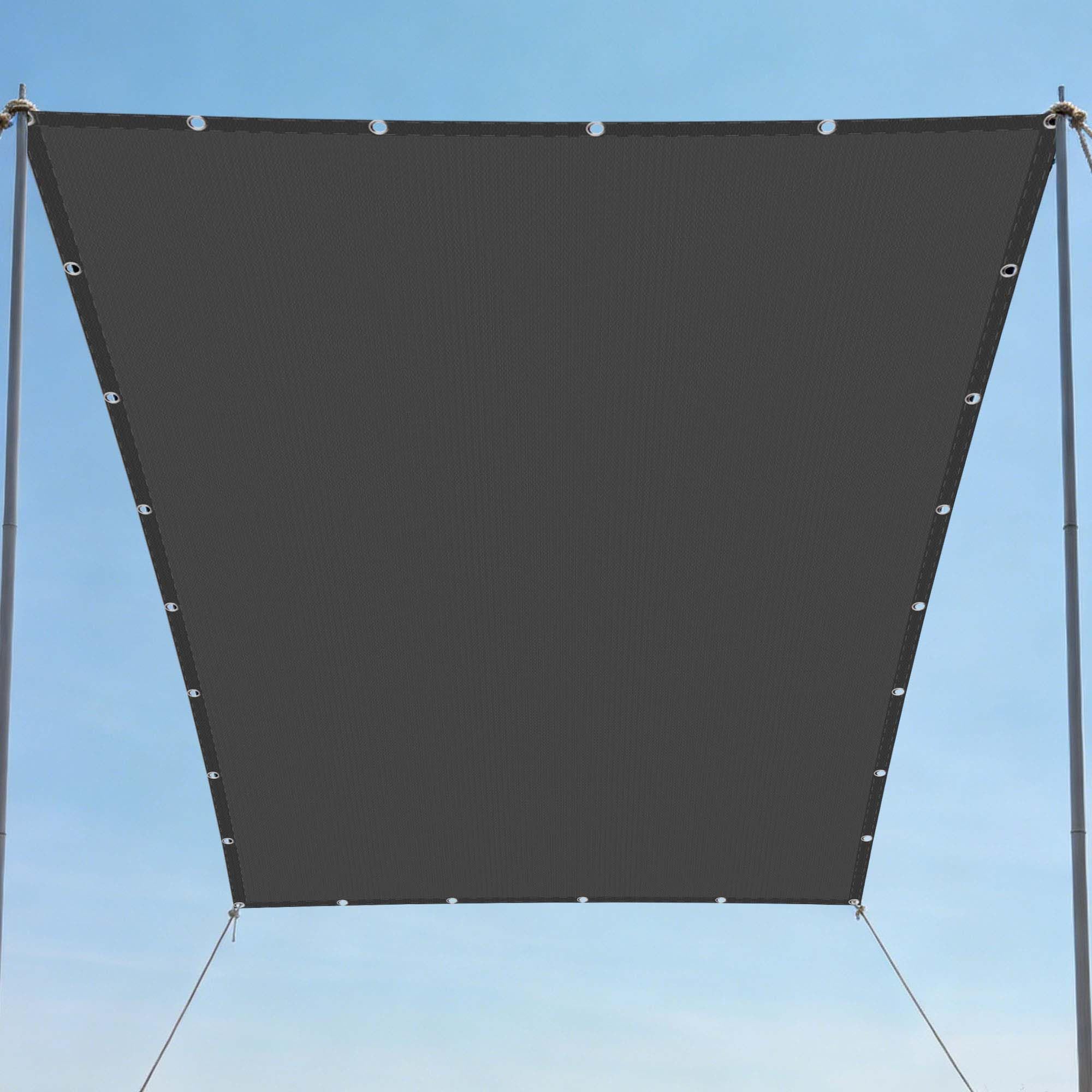 Voile d'ombrage contre la chaleur et les rayons UV pour abriter un grand balcon