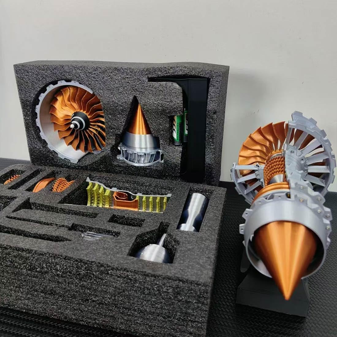 Kit de modelo de motor Turbofan que funciona, 50 unidades + TRENT 900 simulado funcional turbofan modelo de motor de avión con luz LED, modelo de experimento de ciencia física 2025