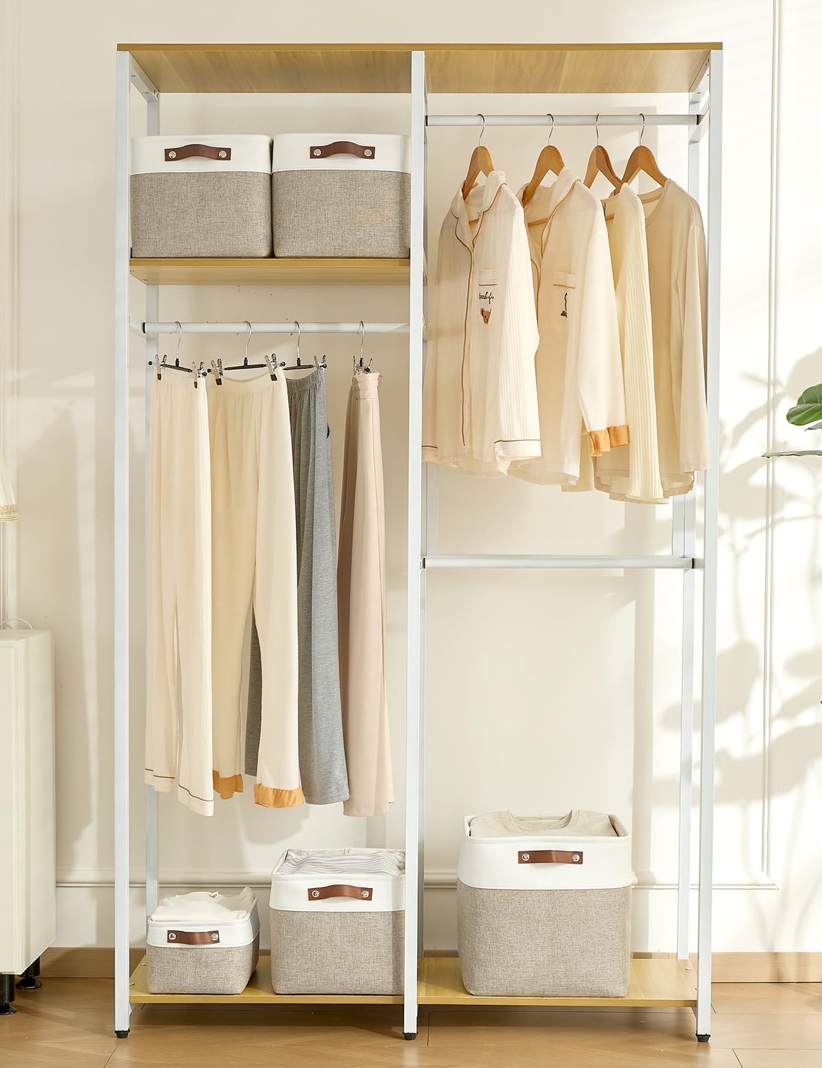 Bagnizer Lot de 4 cubes de rangement pliables en tissu pour étagères et armoire (33 cm) – Paniers organisateurs avec poignées, boîte en toile imperméable pour vêtements Beige & Blanc