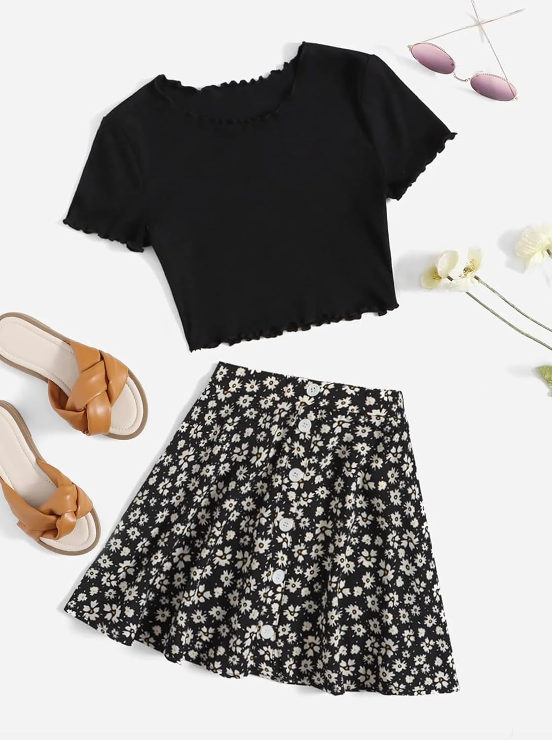 Conjunto de ropa SheIn de piezas para niña con estampado floral