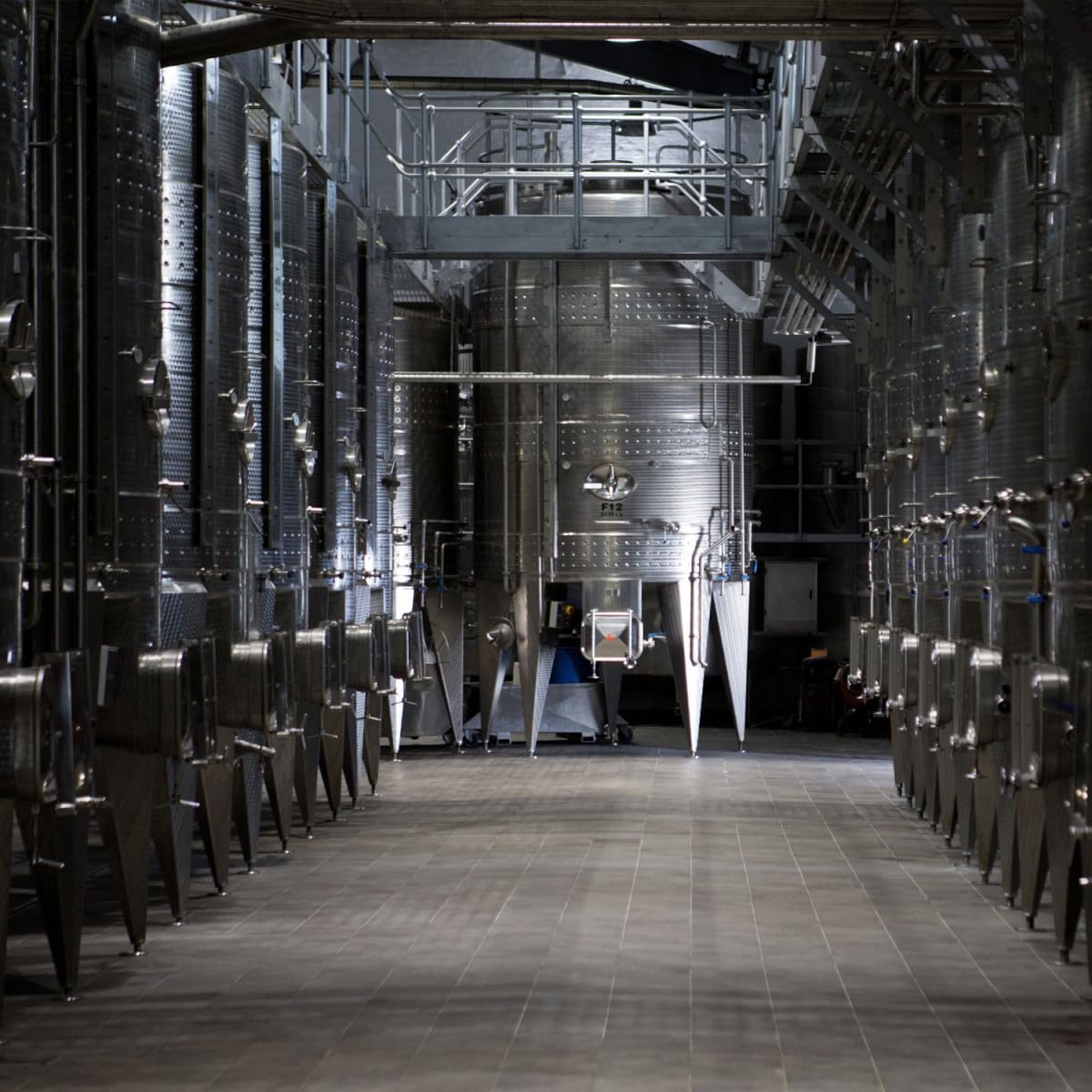 Resina Epossidica Alimentare per Vasca da Vino 1 kg Bianco Crema - RAL 9001 | Contatto Alimentare, Protegge Vasche da Vino in Cemento e Acciaio, Resiste ad Alcol e Acidi - Arcane Industries