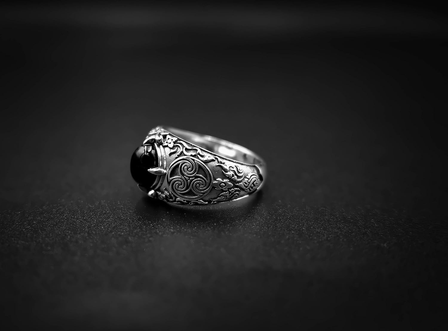 925 Sterling Silver Onyx Triskelion Triskele Irish Celtic Ring Viking Jewelry Size 6-15