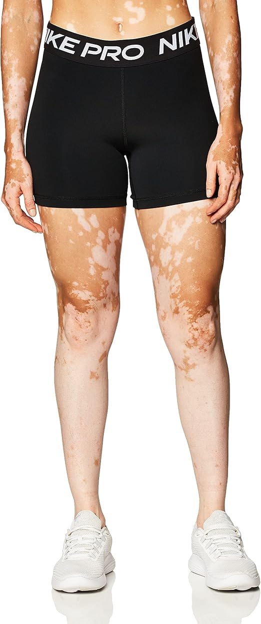 NIKE Women's W Np 365 Short 5in Shorts : Amazon.co.uk: Clothing