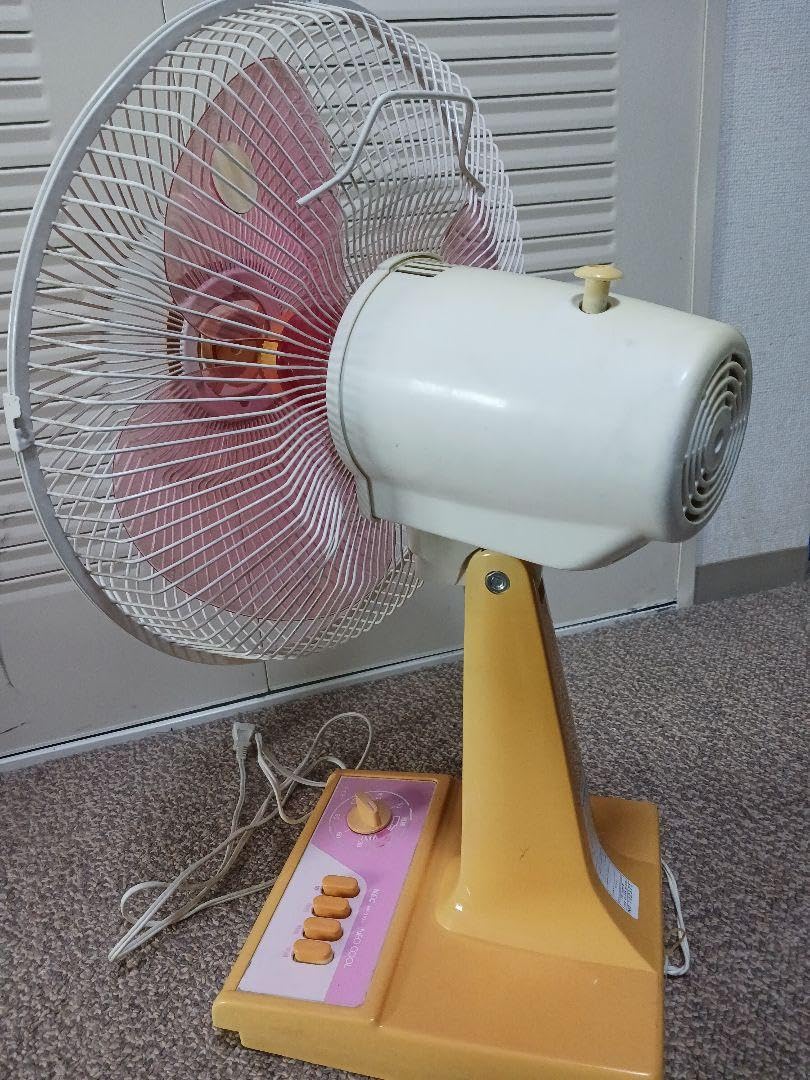 昭和レトロ　扇風機　ライト点灯します　希少　レトロポップ　美品　オレンジ 昭和レトロ 扇風機 ライト点灯します 希少 レトロポップ 美品