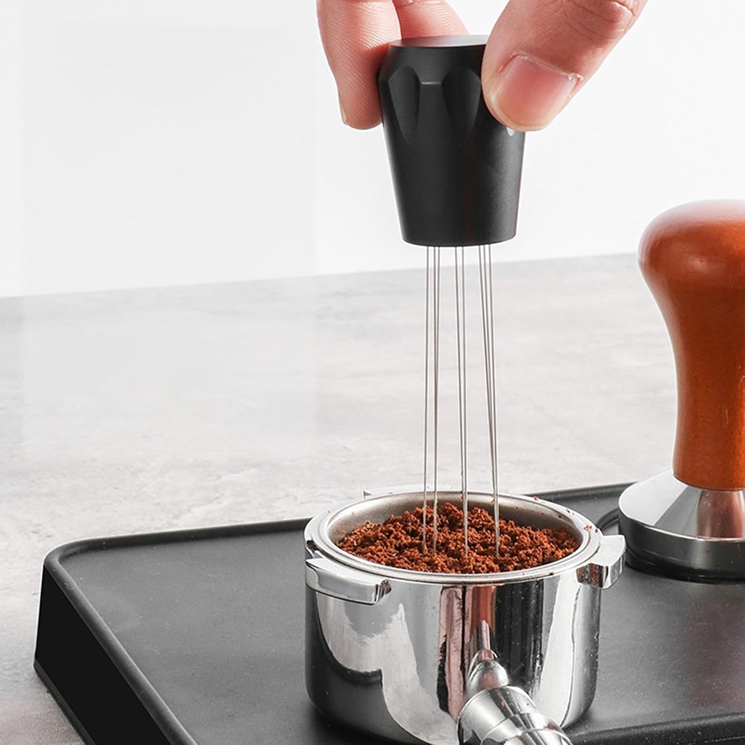 WDT Tool Espresso Distribution Tool 0.25MM 8 Needles Espresso Stirrer for Barista with Stand,Espresso Accessories-Tamper, 304 Stainless Steel WDT Coffee Tool Grounds Needle Whisk Distributor