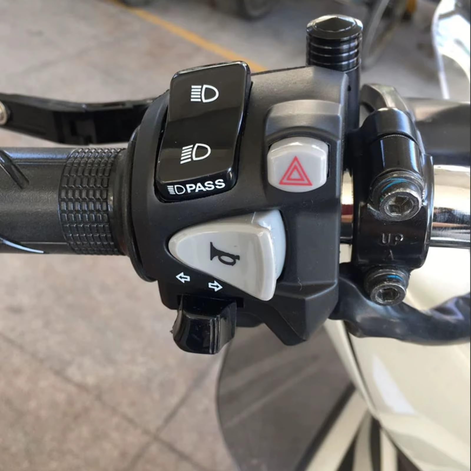 Controllo Manubrio Interruttore Moto Da 22mm Compatibile Con PCX125 Per PCX150 Manubrio Controllo Svolta Della Luce Pericolo Del Fascio Per Alto Basso Manubrio Kill Interruttore
