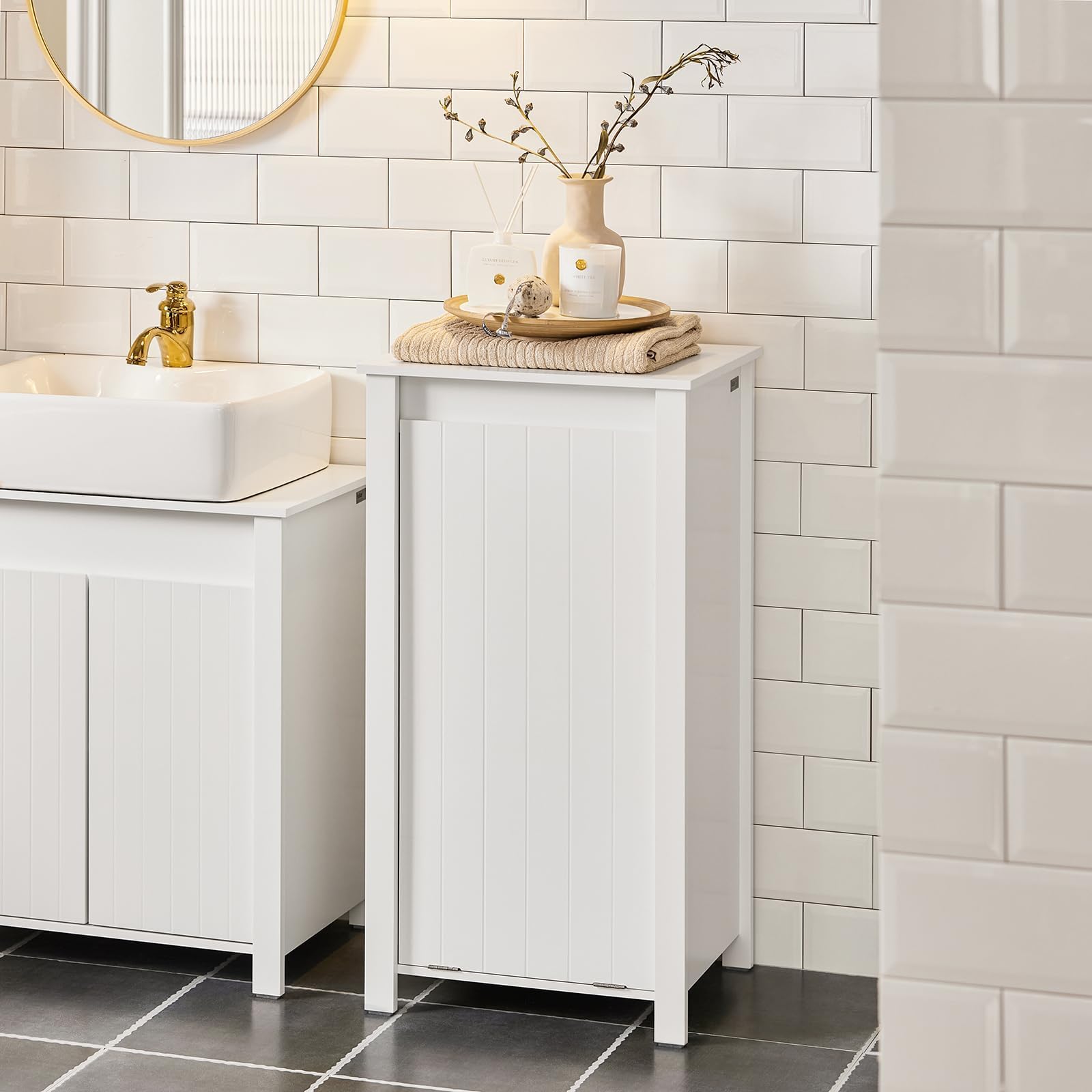 SoBuy Mueble Ropa Sucia baño con Saco abatible – Armario con Asas de Transporte y Almacenamiento – Mueble de baño Resistente a la Humedad para Espacios pequeños, Blanco 45x85,5x35cm BZR100-W