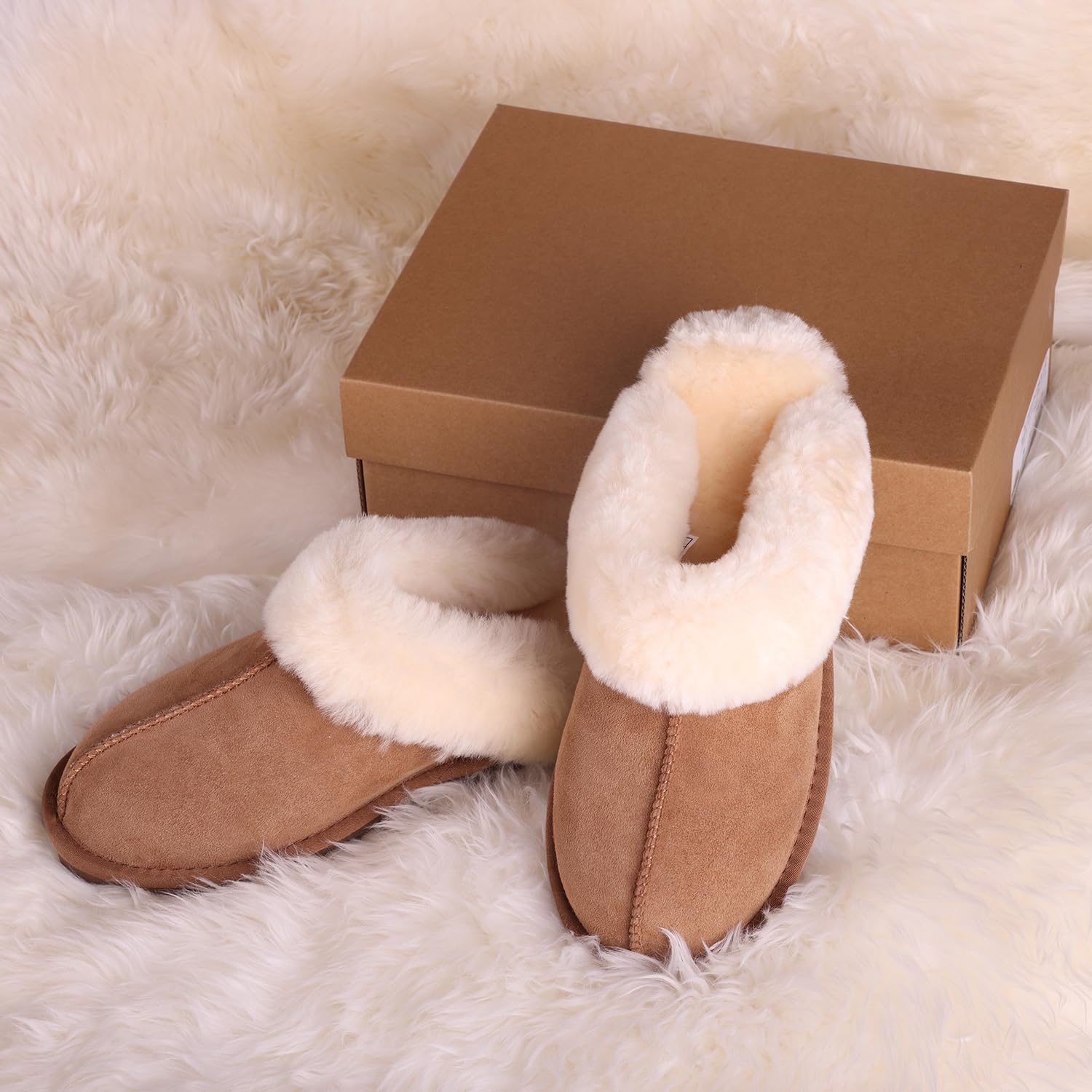 MYLUNE HOME Echte Lammfell Hausschuhe für Damen - Flauschige Warme Pantoffeln Winter Plüsch Schaffell Slipper Leder Wolle Braun - Geschenk für Frauen