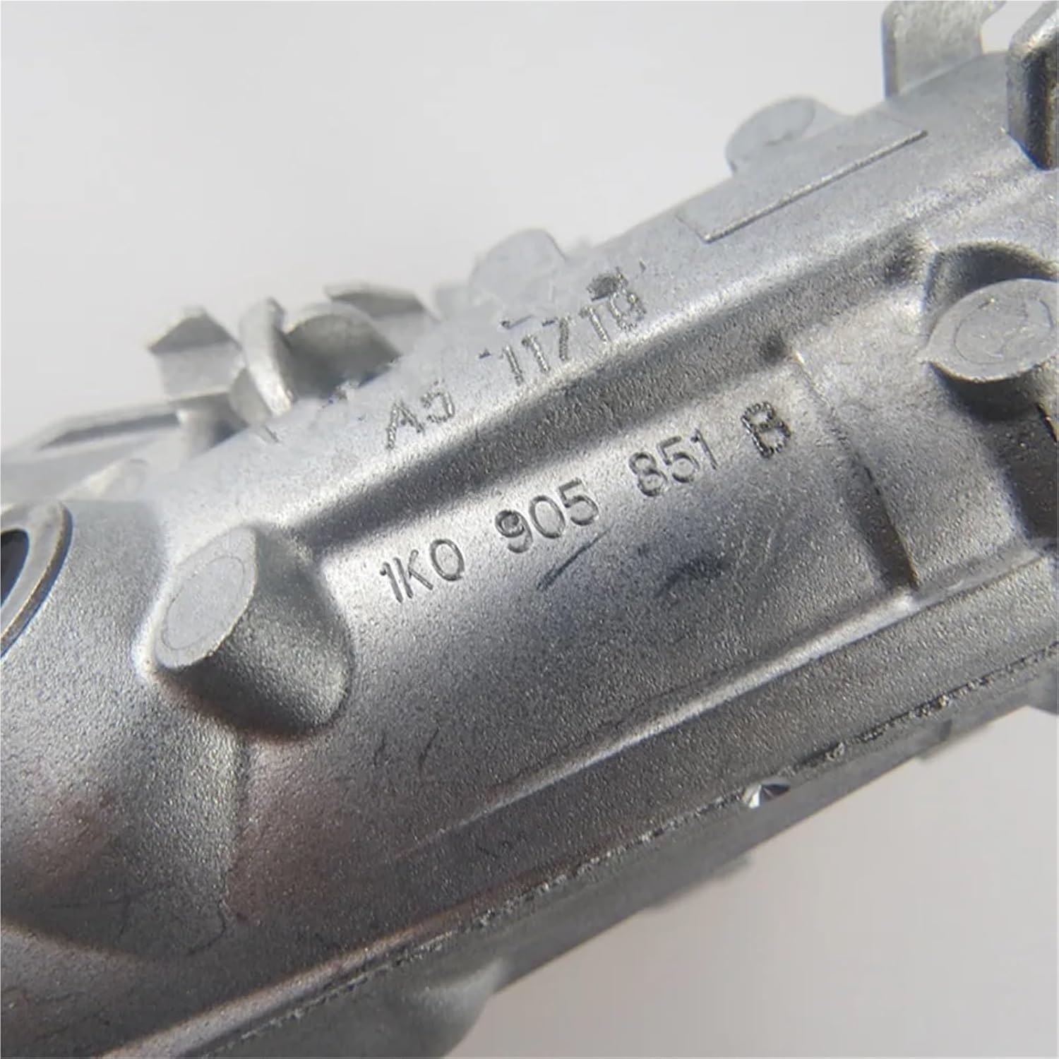 1K0 905 851B 1K0 905 865 1K0905851B Lgnition Switch Steering Lock Barrel Housing Compatible with A3 TT Golf Touran Rabbit