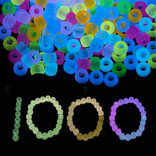 1000+ Pcs Perles de Pony Bulk Glow dans l'obscurité, 6x9 mm Perles en plastique pour bracelets faisant de l'artisanat le tressage des cheveux DIY Bracelet d'amitié, Kit de perles de poney multicolores pour les filles