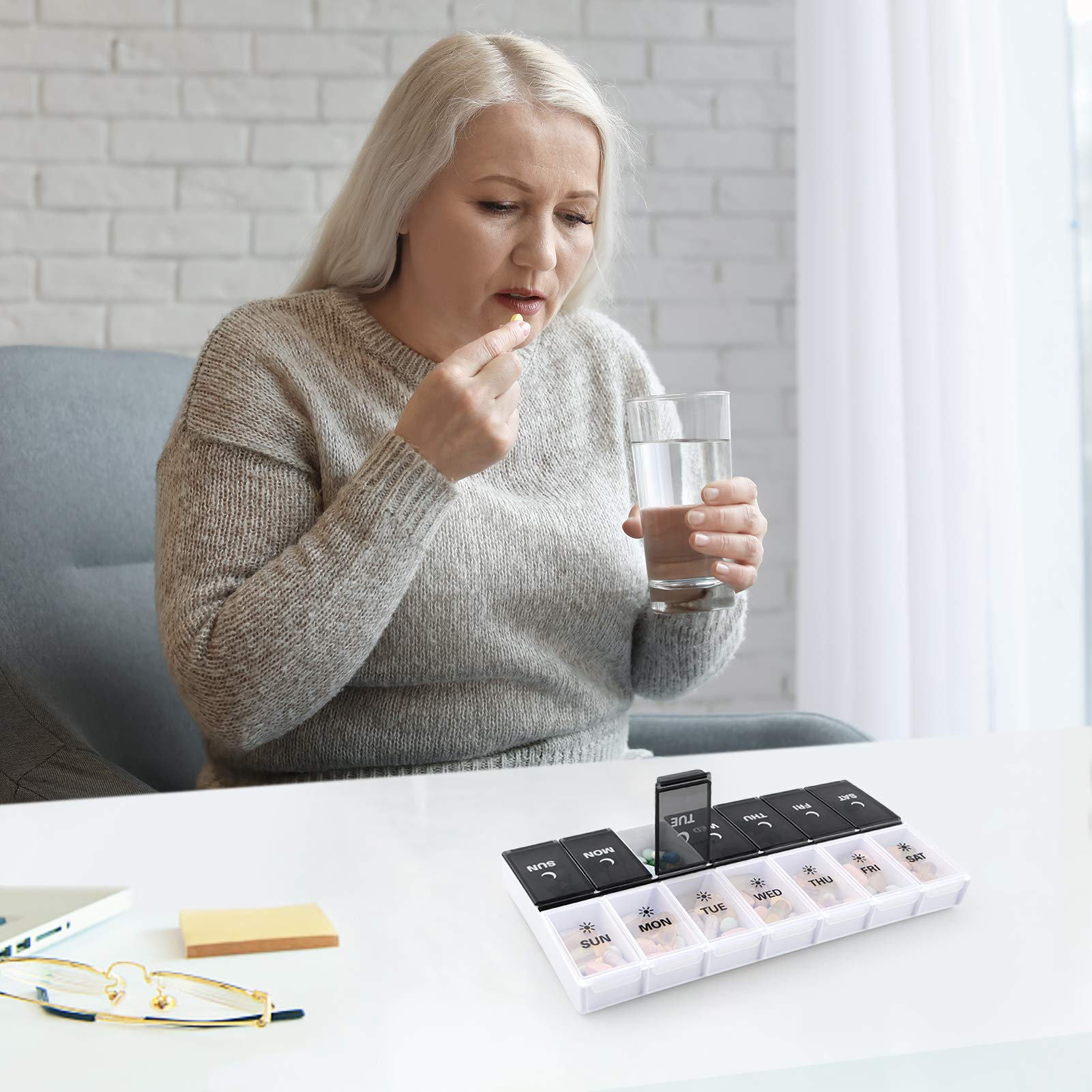 DANYING Pastillero extra grande 2 veces al día, caja de píldoras semanales XL, caja de píldoras AM PM, contenedor de píldoras 7 días, estuche de vitaminas dos veces al día
