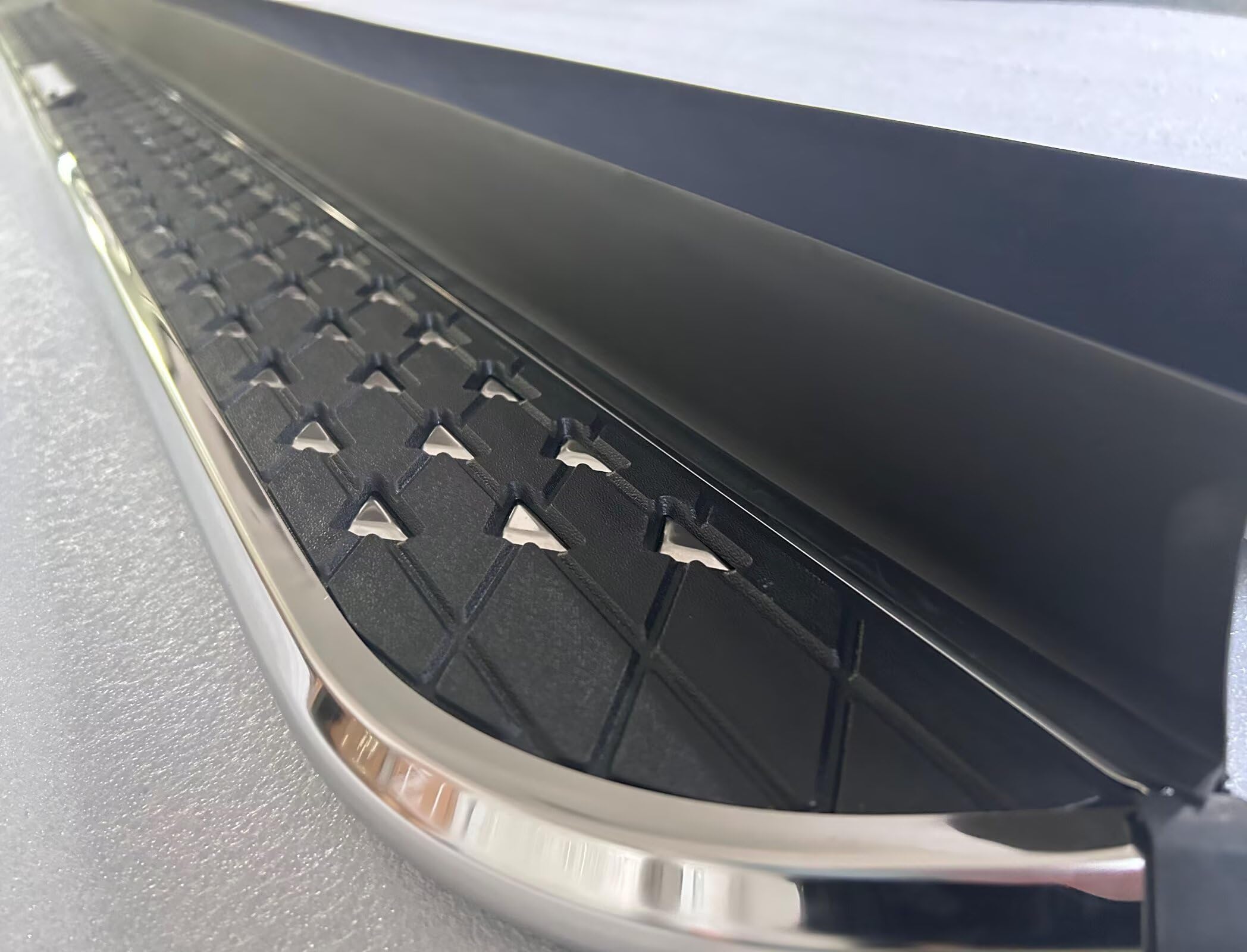 Estribos para MG ZS ZST 2017-2024, 2 escalones laterales fijos de aluminio (con soporte) | Kit atornillado sin taladro | Accesorios para tablero de riel SUV para proyectos de bricolaje, negro (1 juego