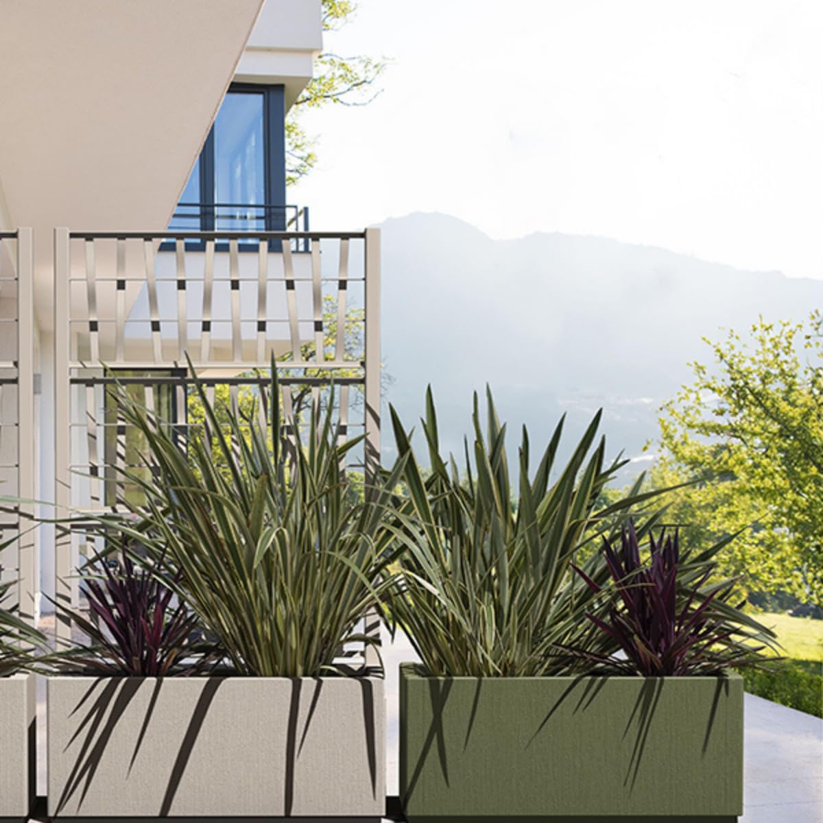 Tomaino - Fioriera con spalliera in plastica, separè grigliato piante rampicanti per esterno, terrazzo, giardino 80x36x140 h cm (Fioriera con spalliera, Bianco)