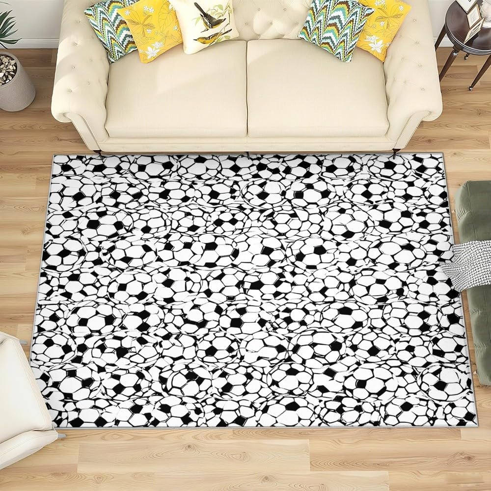 Dywan można prać w pralce, 180 x 240 cm, miękki, antypoślizgowy, sportowy, z nadrukiem piłki nożnej, do salonu, sypialni, pokoju dziecięcego, pokoju zabaw, na korytarz, czarno-biały, trwały, niski