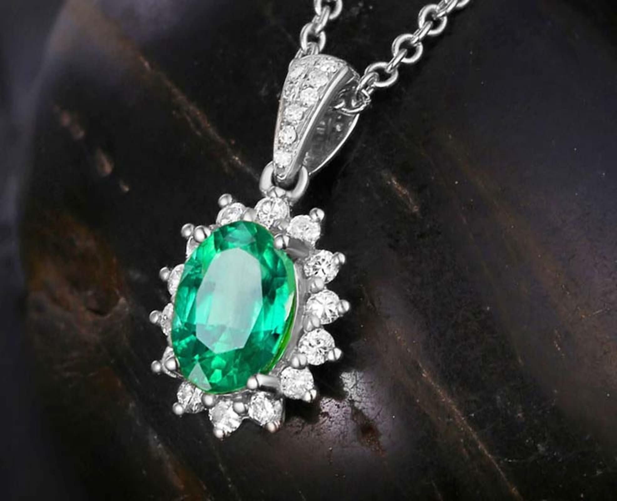 Collar Cadena Oro 18K para Mujer,Colgante Flor y Oval con Esmeralda Creada Collares para Mujer de Plata