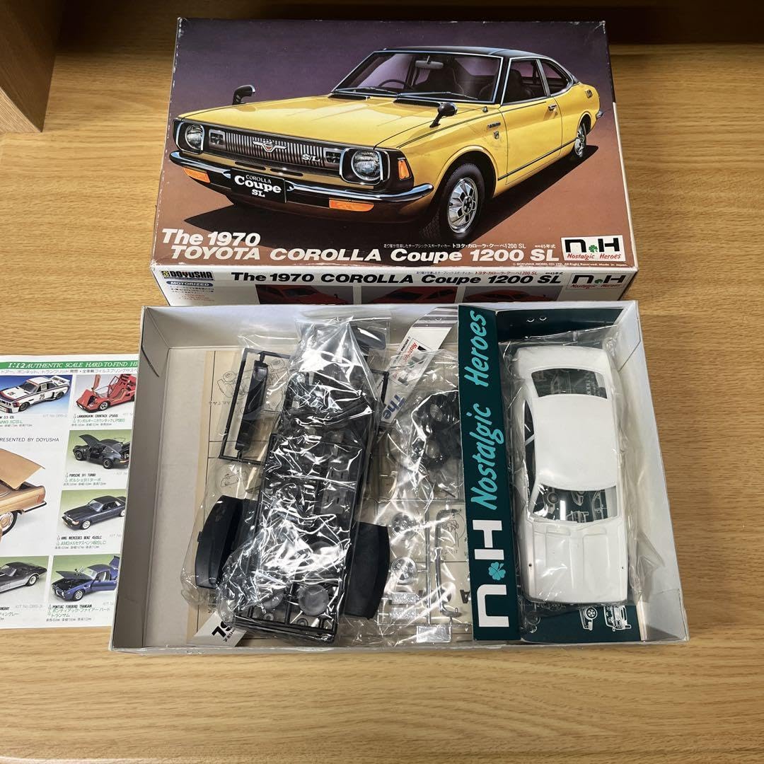 Amazon.co.jp: プラモデル トヨタ カローラ クーペ 1200 SL : 車＆バイク