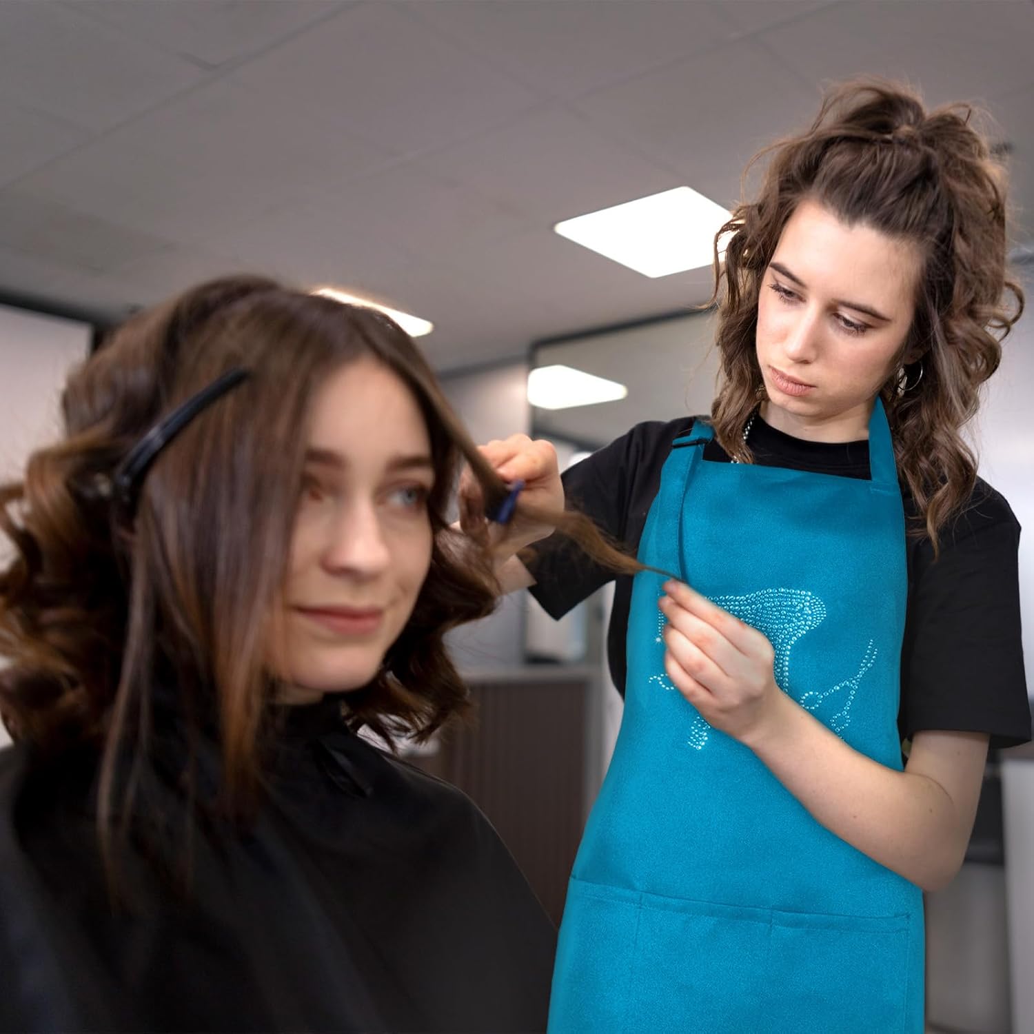 Hairdresser Apron with 3 Pockets, Waterproof Hair Stylist Aprons with Rhinestone Tools, Hair Cutting Apron Adjustable Hairs Aprons for Stylist, Barber Salon Apronss for Women and Men, Blue - Image 6