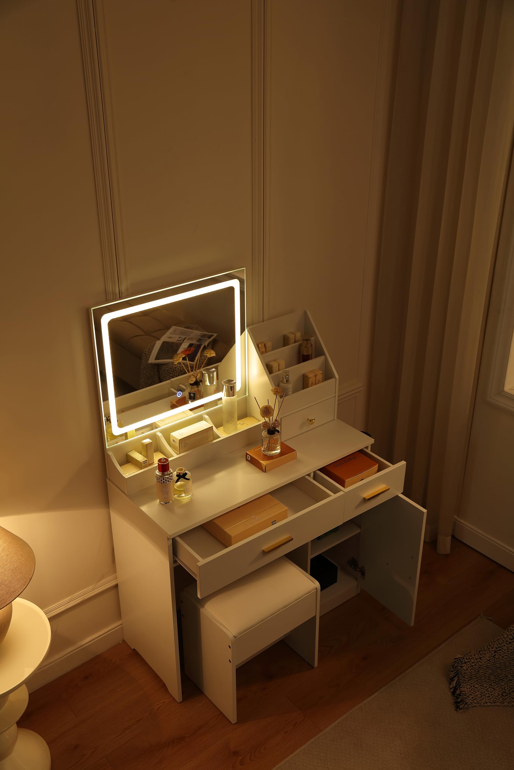 FOREST GRAVITY Vanity Desk with Mirror and Light,Makeup Organizer,Comfy Chair,Power Outlet,Hair Dryer Holder,White Vanity with Lighted Mirror of 3 Colors LED,for Bedroom,Three Drawers,White