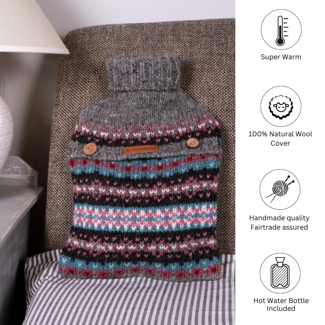 Pachamama Housse de bouillotte tricotée à la main et bouillotte de 2 litres – Motif Yorkshire Dales fait à la main Commerce équitable Multicolore