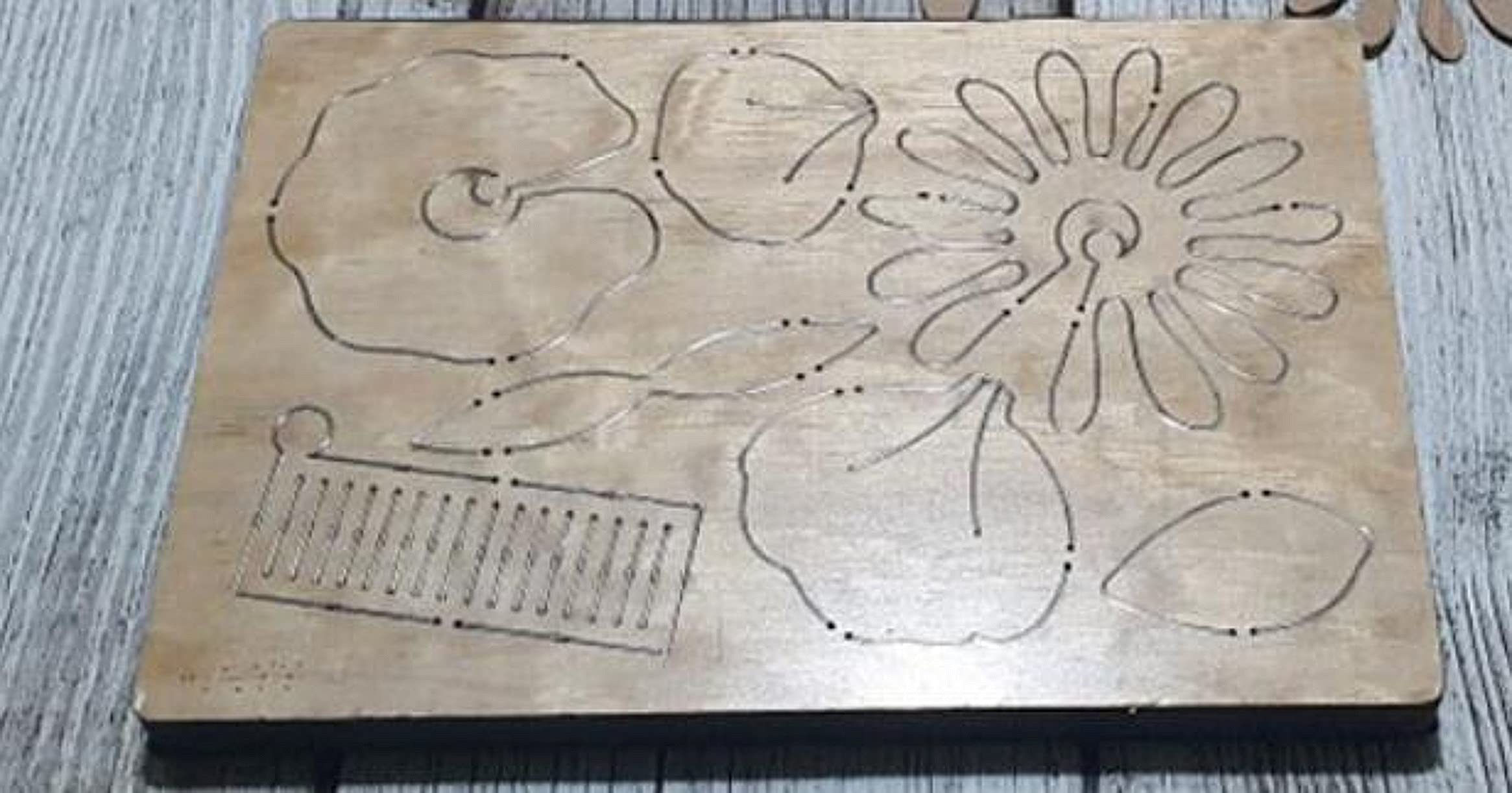 Leathercraft szablony wzory wykrojnik ręczny narzędzie do dziurkowania z drewnianą podstawą dla majsterkowiczów skóra - 7 wzorów kwiatów w jednym