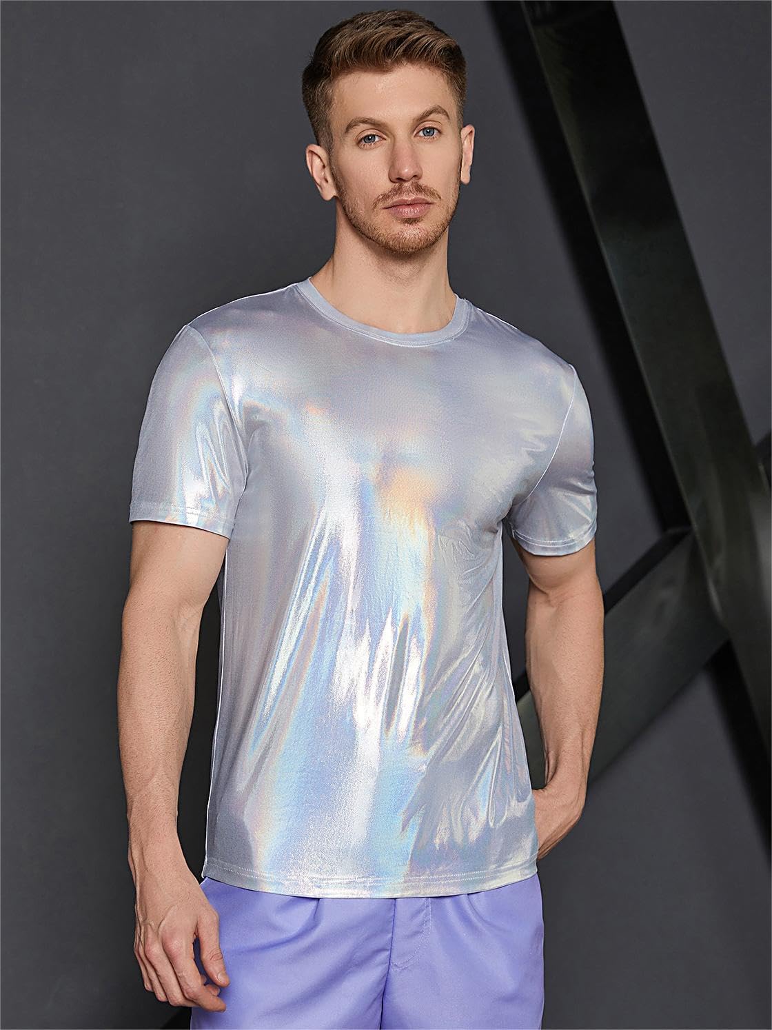 WDIRARA Men's Holographic T Shirt Short Sleeve Round Neck Shiny Party Clubwear Tank Top - Image 3