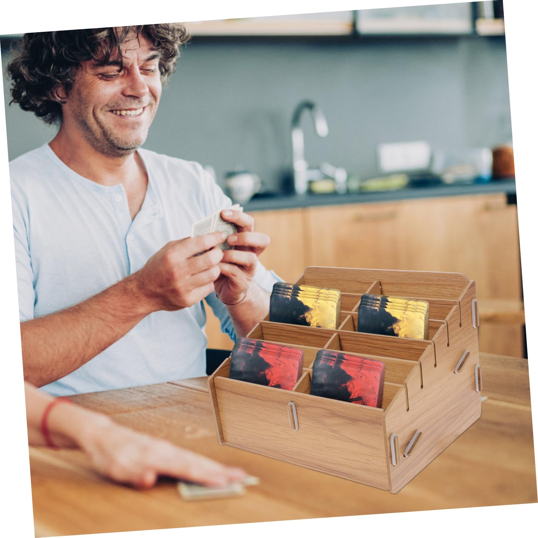 Caja de Madera Tapa para Almacenamiento de Cartas de Juego y Objetos Pequeños, Diseño Portátil Capacidad Grande y Estructura Multi-grid para Fácil Transporte