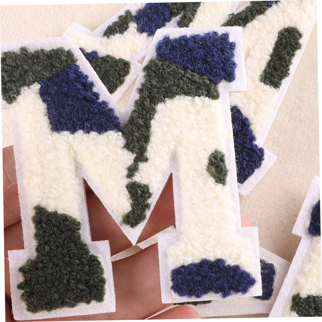 Gadpiparty 4 Set Toppe Termoadesive Per Abbigliamento Patches Ricamate Per Riparazioni E Decorazioni Fai Da Te Per Pantaloni E Accessori Moda 26 Pezzi * 4