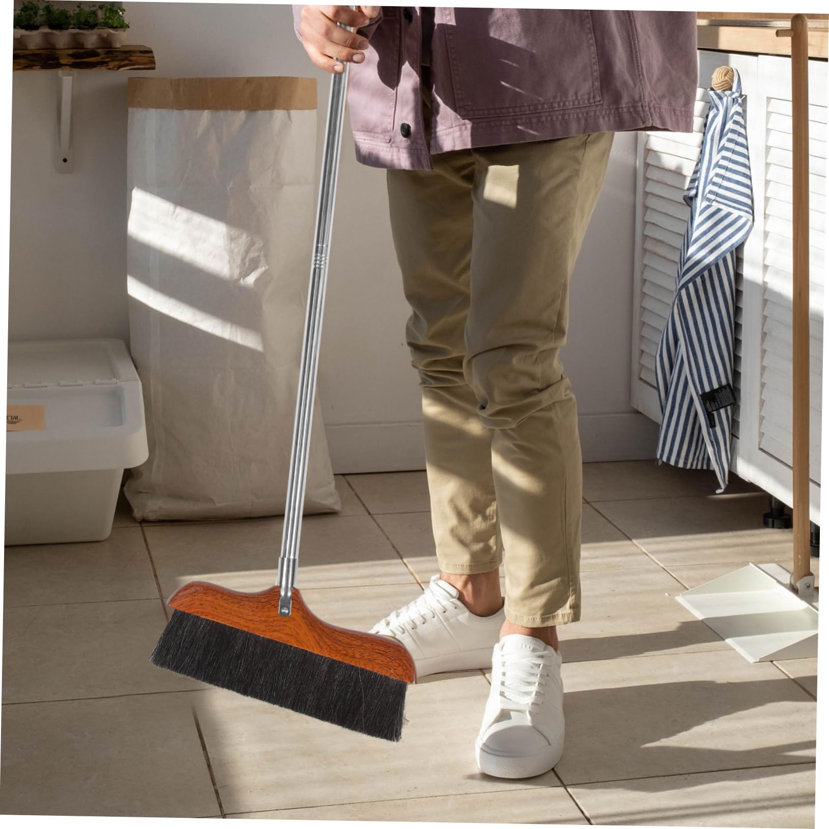 Spazzolone per Pavimenti Manico, Setole Morbide in Legno e Plastica, Adatto a Chioma Umani, per Ufficio e Spazi Ampi