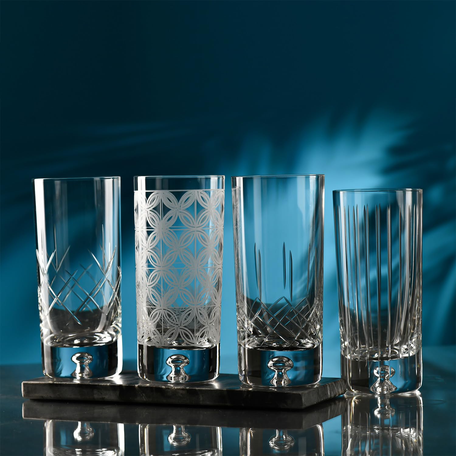 Krosno – Bicchieri per acqua, succhi e drink 300 ml – set da 4 pezzi – Collezione Saga – Vetro di cristallo – Realizzati a mano e incisi – Ideali come regalo