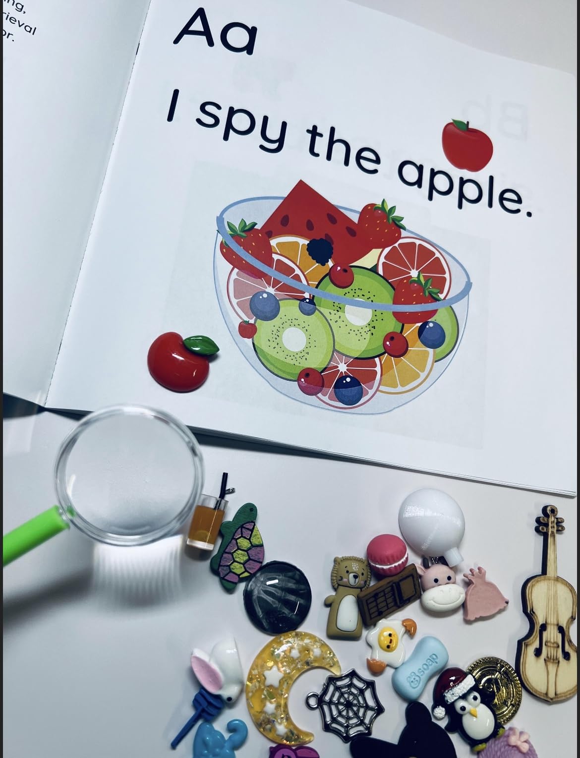 Amazon.com: I Spy the Alphabet (Say & Play Letters and Learn Series ...