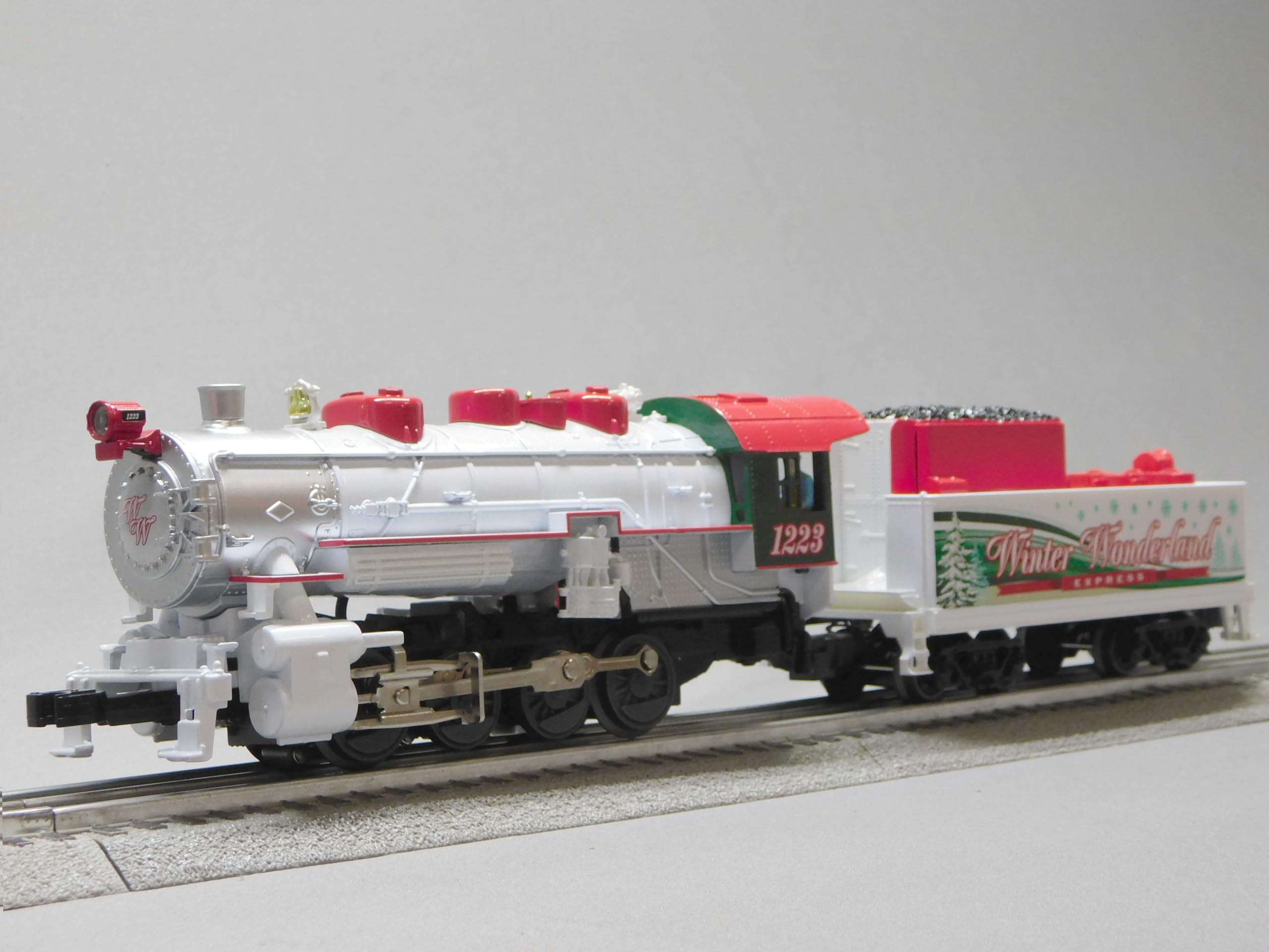 Lionel Winter Wonderland LIONCHIEF STEAM Locomotive Engine O Gauge 2323100-E