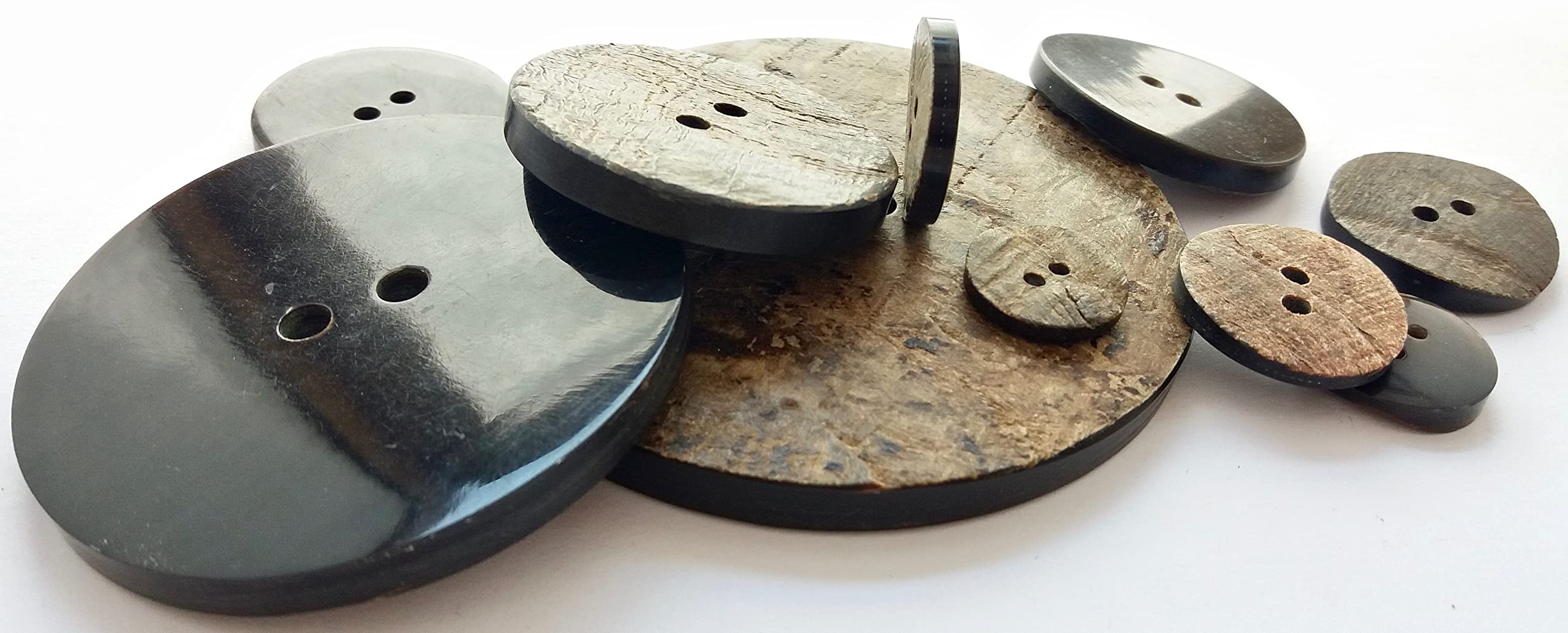 LÜNA, Bottone in vero corno nero, 23 mm, 8 pezzi