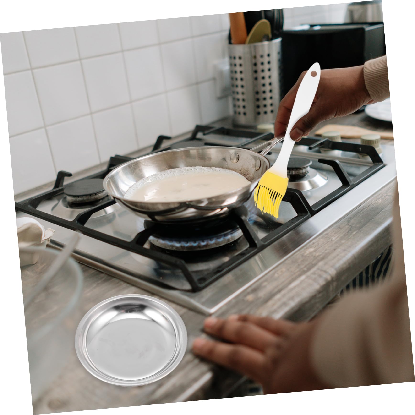 GALPADA 1set Pancake Applicator with Basting Brush and Tray for Even Oil Distribution Kitchen Tool for Pancake Making and Barbecuing