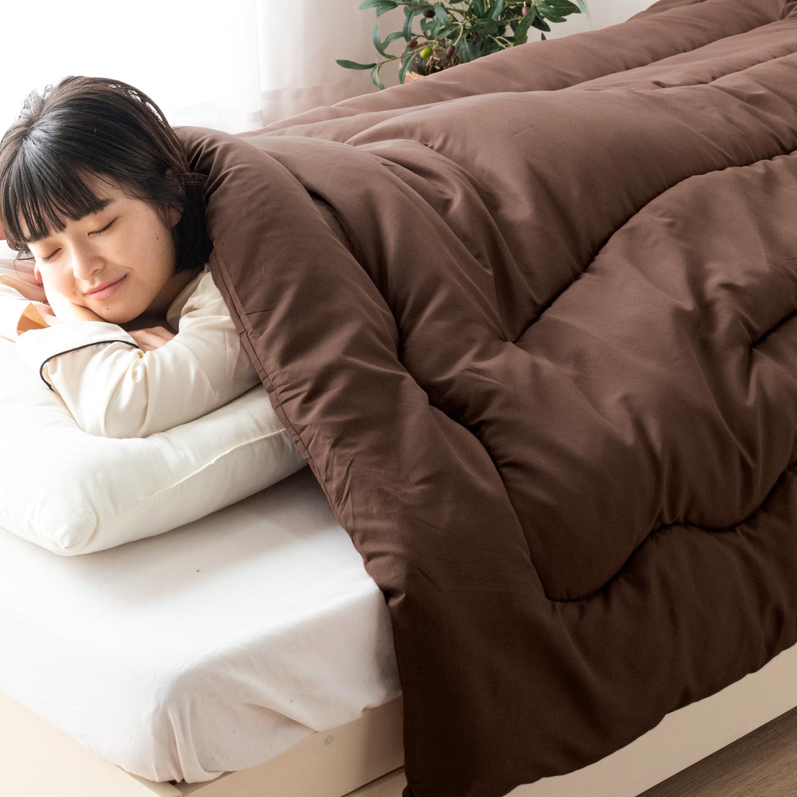 Amazon｜タンスのゲン 掛け布団 ダブル 日本製【シンサレートULTRA150  