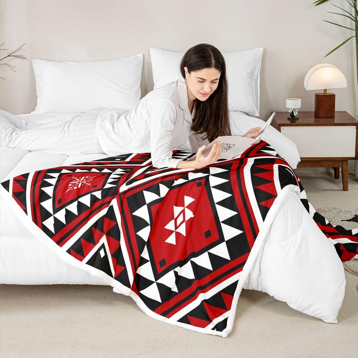 Erosebridal Rustic Western Blanket Twin 60x80 Boho Farmhouse Bear Fleece Blanket for Bed Sofa Chair Ethnic Southwestern Aztec Fuzzy Plush Throw Geometric Diamond Red Bedroom Decor